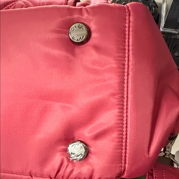 Lug Rumble crossbody tote Raspberry Shoulder Bag- holds a lot!!!! - Picture 10 of 13